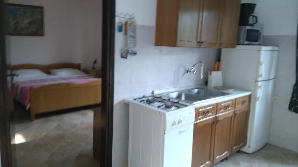 Nella Apartments Sisan Croatia