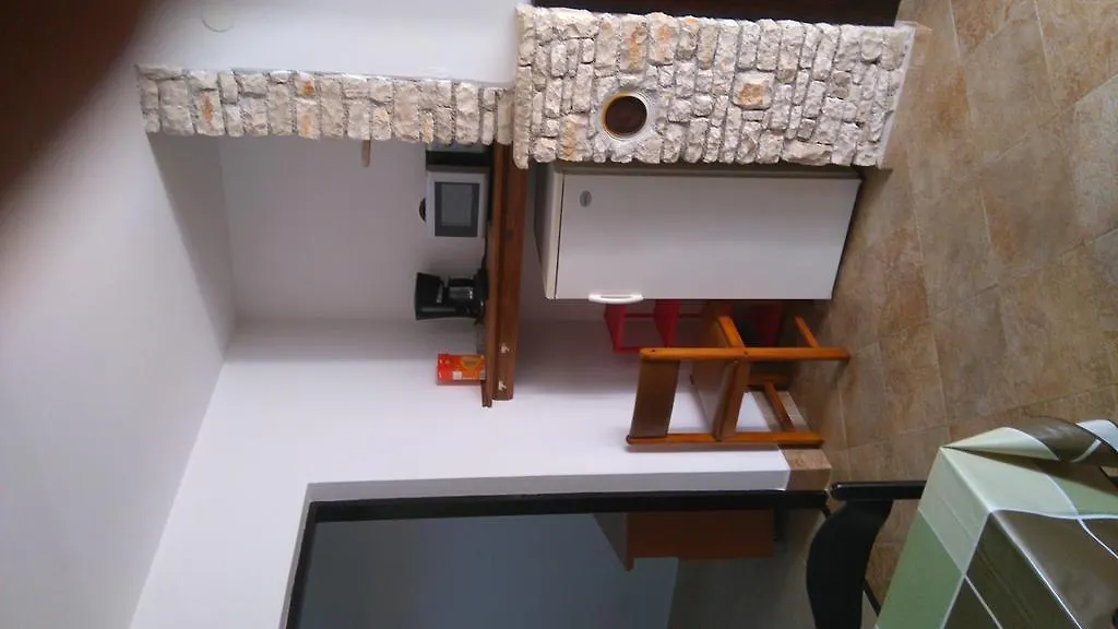 Nella Apartments Sisan